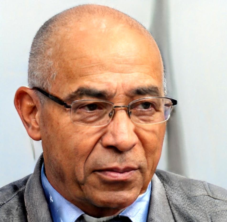 Jarrod Whitfield teaching financial planning strategies